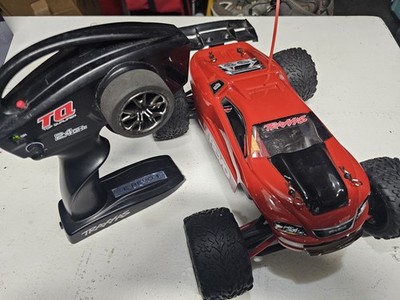 traxxas 1/16 e-revo