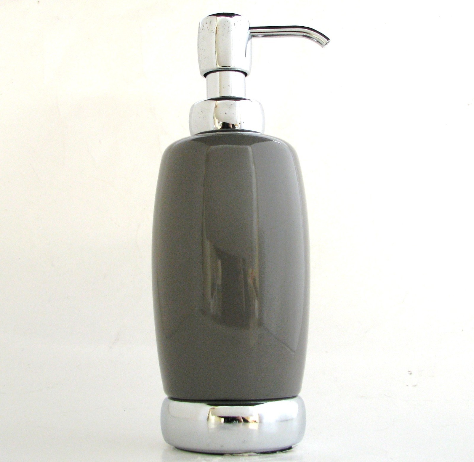 NEW TAUPE+SILVER TONE CERAMIC KITCHEN,BATHROOM SOAP+LOTION DISPENSER eBay