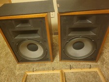 KLIPSCH HERESY II Speakers - Birch Raw Cabinets Floor Risers - 7/10 condition