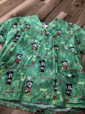 Women's Disney Christmas Scrub Top L has Mickey  Minnie says Merry Christmas 