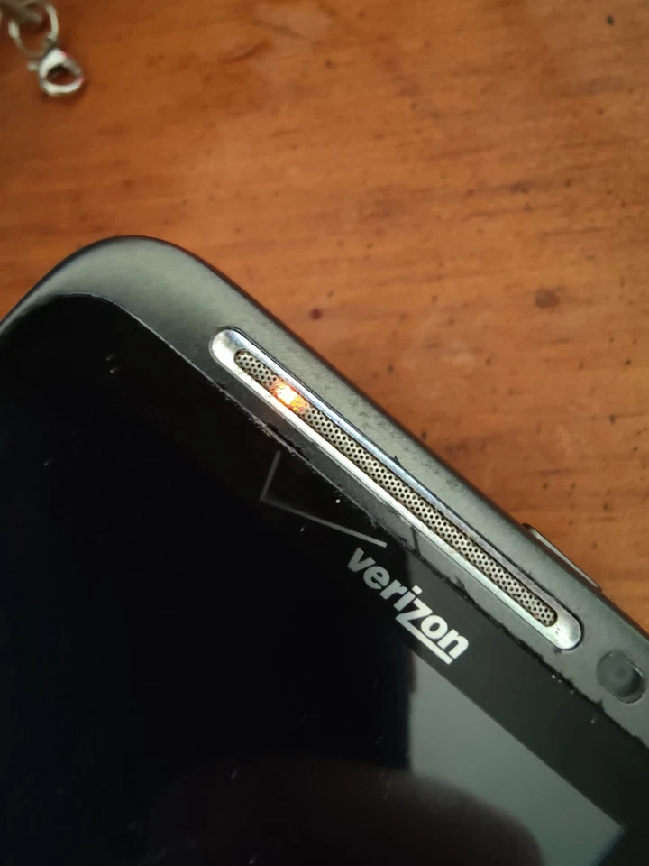 Verizon HTC Thunderbolt 4G LTE Android Smartphone *UNTESTED* *NEEDS NEW BATTERY* - Image 3 of 4