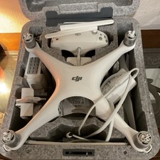DJI Phantom 4 Ready to Fly Drone Wide Angle Camera Remote Battery won’t charge