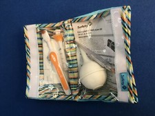 Digital thermometer kit incl medicine syringe, nasal aspirator, case