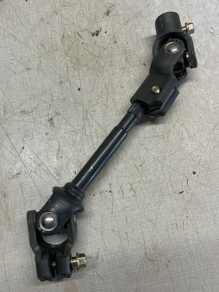 Juntas en U de dirección asistida para tractor Kubota G2160 Foto 2 de 3