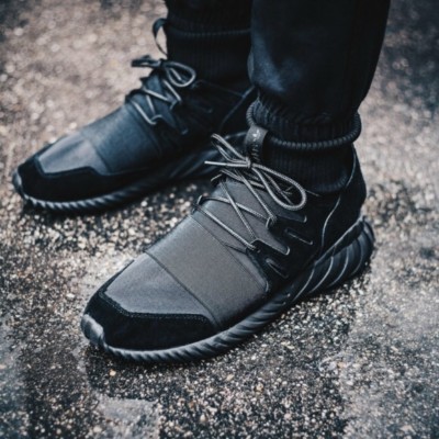 100% Authentic Adidas Original Tubular Doom Triple Core Black