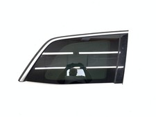 Mercedes Benz GL X166 2014 Rear Right Quarter Glass Window A16667003879 Mercedes Benz GL X166 2014 Rear Right Quarter Glass Window A16667003879