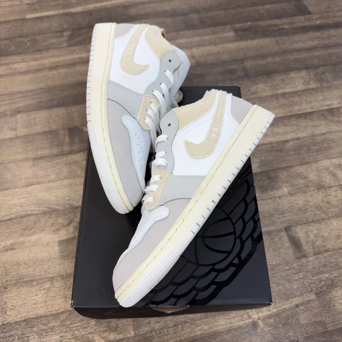 Jordan 1 SE Craft Low Inside Out - Tech Grey for Sale