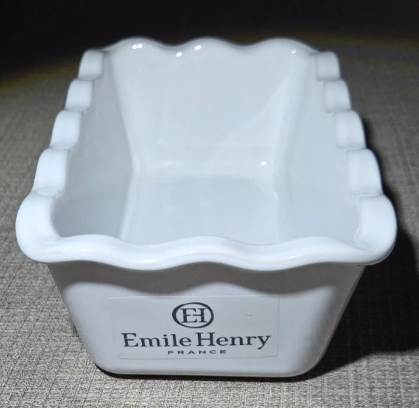 Emile Henry France White Ceramic Mini Loaf Pan Baking Dish 9” x 5”
Opens in a new window or tab