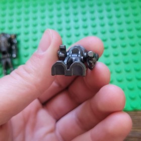 2x LEGO Star Wars Super Battle Droid w blaster arm minifigures 8018 7869 sw0230