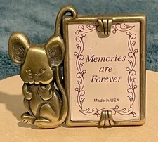 VINTAGE AMC BRASS MOUSE STANDING MINIATURE PICTURE FRAME MADE IN USA