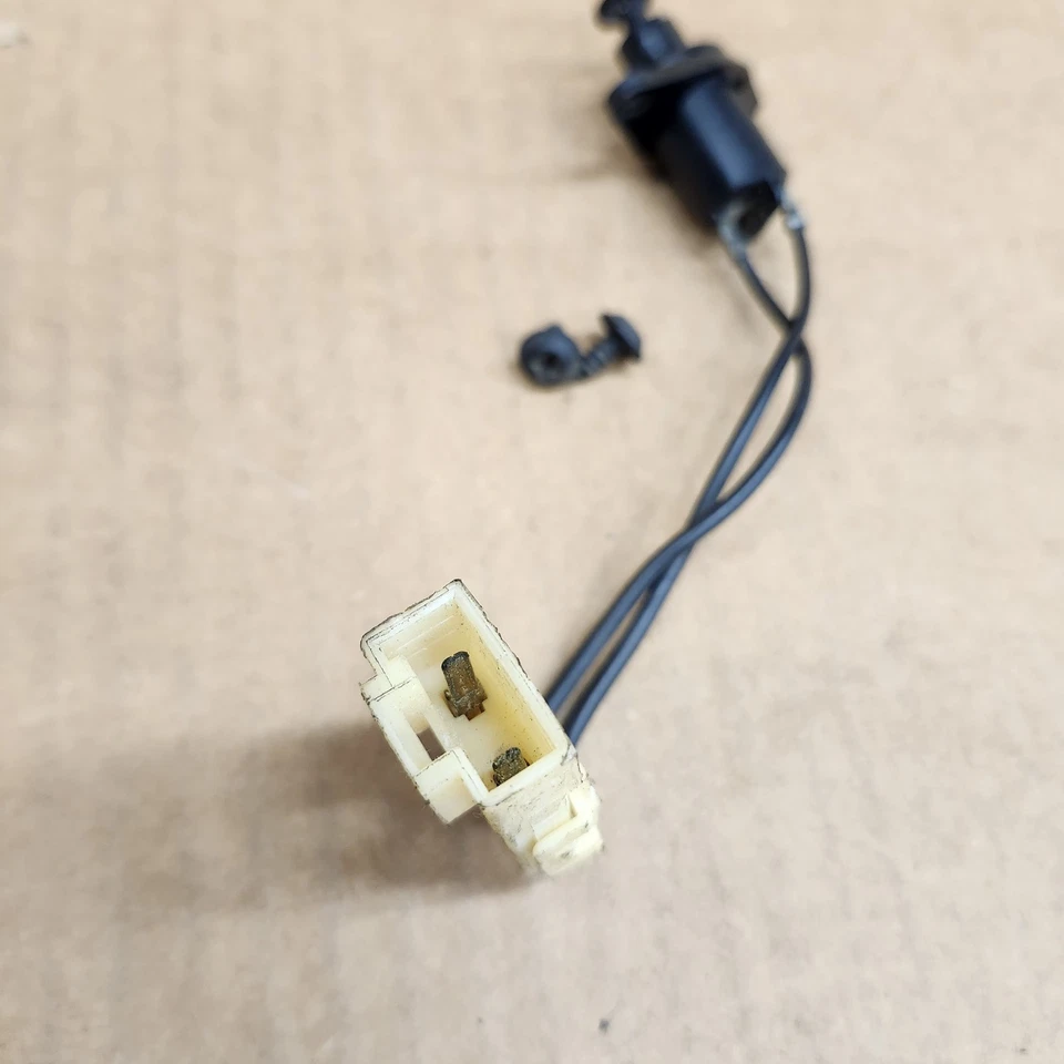 C4 Corvette Rear Window Hatch Ajar Switch & Screws Courtesy Light GOOD OEM 84-96 - Image 2 of 4