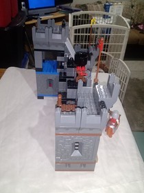 2004 VINTAGE LEGO DUPLO 4777 KNIGHTS CASTLE INCOMPLETE(READ DETAILS) HTF GUC