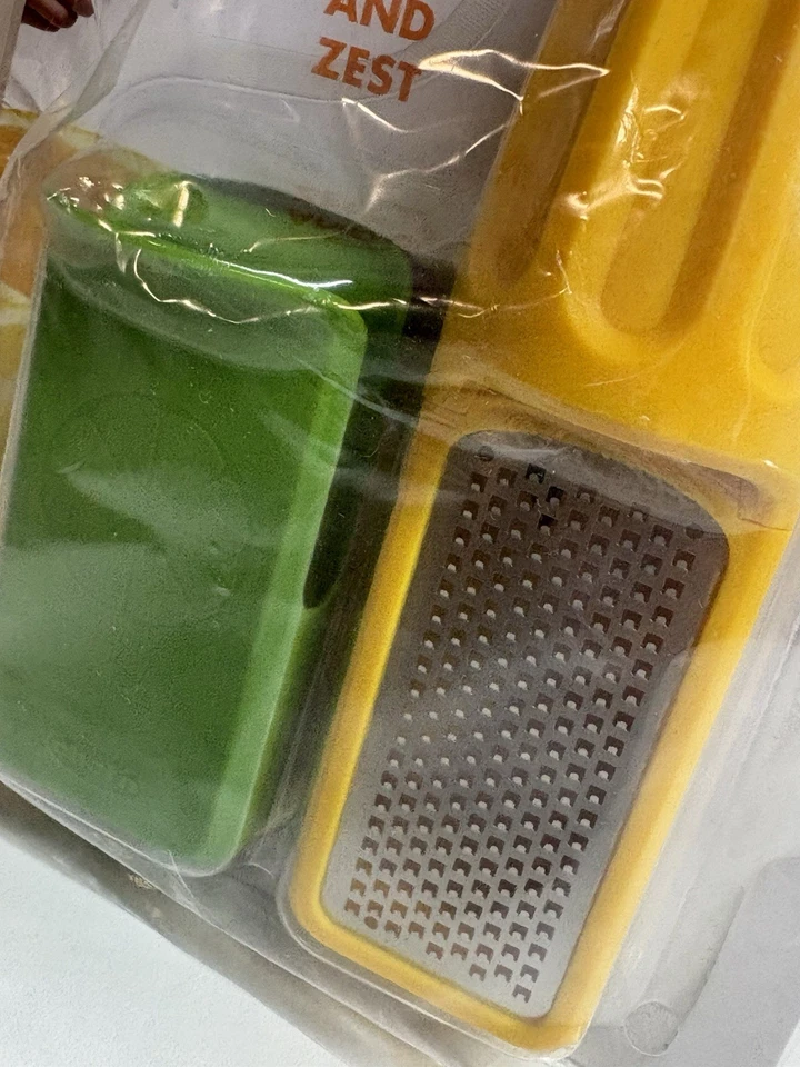 Chefn Vibe Zitronenpresse 2in1 Zitronen Presse Zitronenreibe Reibe Gelb Grün - Bild 2 von 3