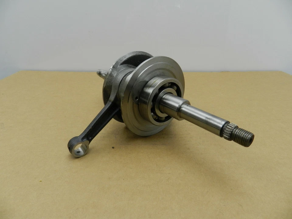 Cigüeñal OEM nuevo con varilla GTR150 CPI GTR 150 81J-04100-00 cigüeñal Foto 3 de 4