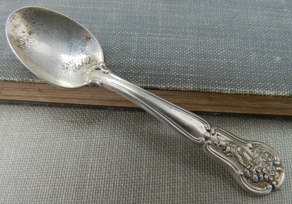 925 Sterling Silver State Flower Collector Spoons MASSACHUSETTS Trailing Arbutus