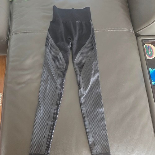 Fabletics High Waisted Seamless Leggings XS - Picture 9 of 12
