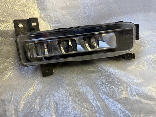 Nebelscheinwerfer LED rechts fog light BMW 2er F44 3er G20 G21 Original 7433788