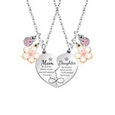 2Pcs Mother Daughter Heart Matching Pendant Necklace Set Gifts For Mom