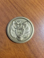1995 Saban McDonalds Mighty Morphin Power Rangers Buckle Gold Coin Bear Wolf (H)