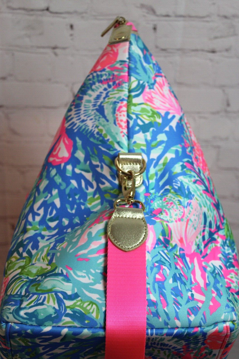 NWOT ~ Lilly Pulitzer GWP Duffle Bag /Weekender & Crossbody  display picture 1