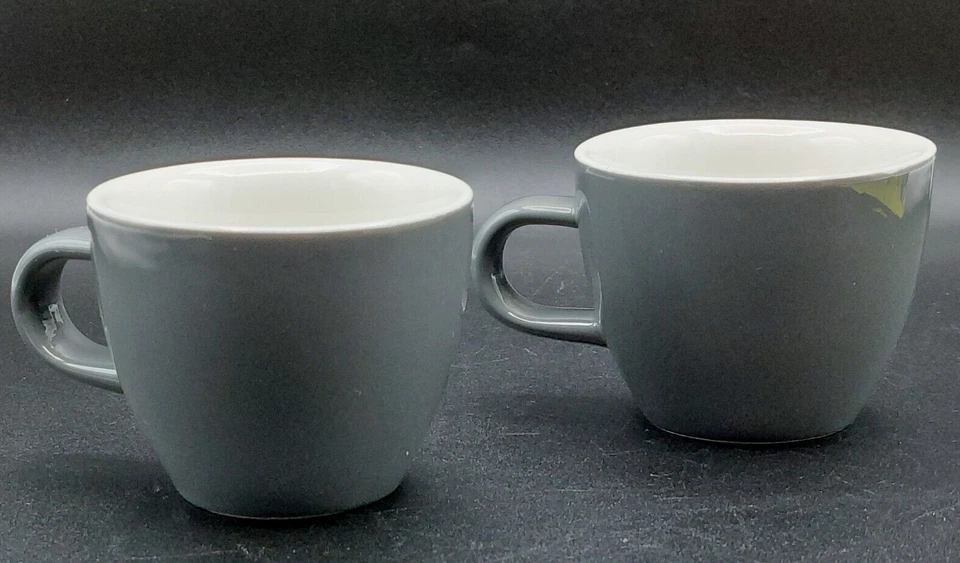Juego de 2 tazas de porcelana gris/blanca Demitasse/espresso de Acme Pottery Foto 3 de 4