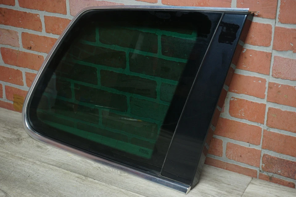 VOLKSWAGEN TOUAREG 2004-2007 7L TRASERO DERECHO PASAJERO CUARTO VENTANA CRISTAL FABRICANTE DE EQUIPOS ORIGINALES* Foto 2 de 4