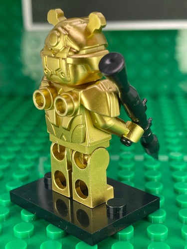 Minifigura personalizada impresa en almohadilla Transformers Bumblebee (variante dorada) con estuche - Imagen 5 de 8
