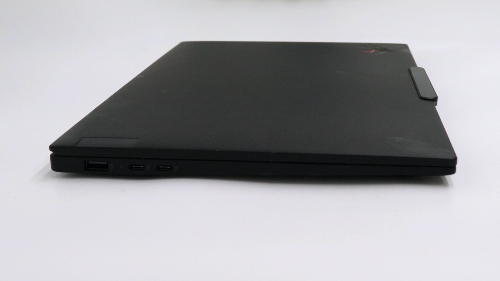 Lenovo ThinkPad X1 Carbon Gen 12, 14-Inch Laptop, with Intel(R) Core(TM) Ultra 7 165U, 512GB NVMe, Windows 10 Pro