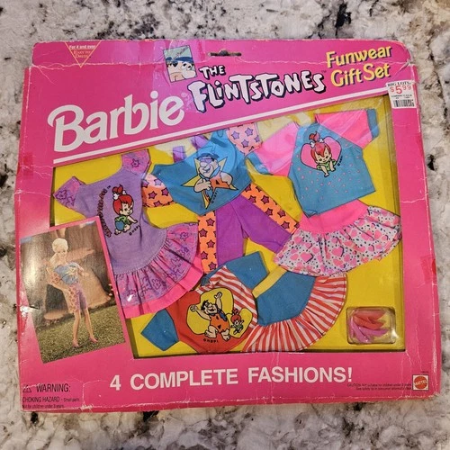 VINTAGE Barbie The Flintstones Funwear Gift Set! 4 Fashions 1994 #68076