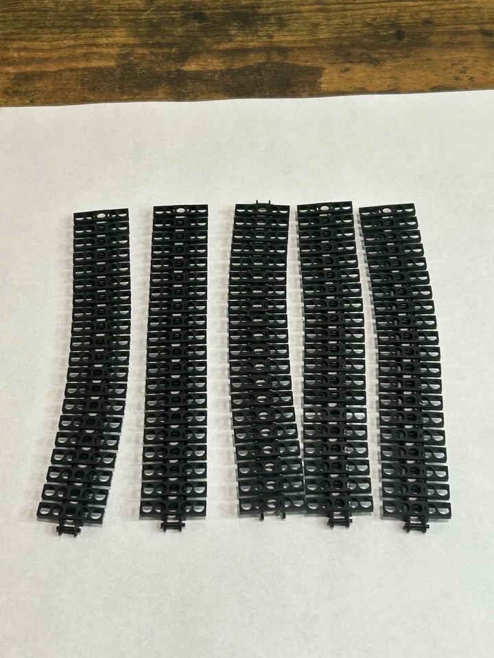 LEGO Huge Lot of 100 Parts Technic Tread Link Black Mindstorm 3873 15379 - Image 4 of 4