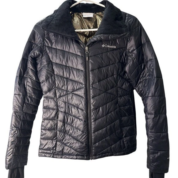 Columbia Joy Peak 2 Omni Heat Black Ski & Snow Jacket Size XS, pre-Owned EUC