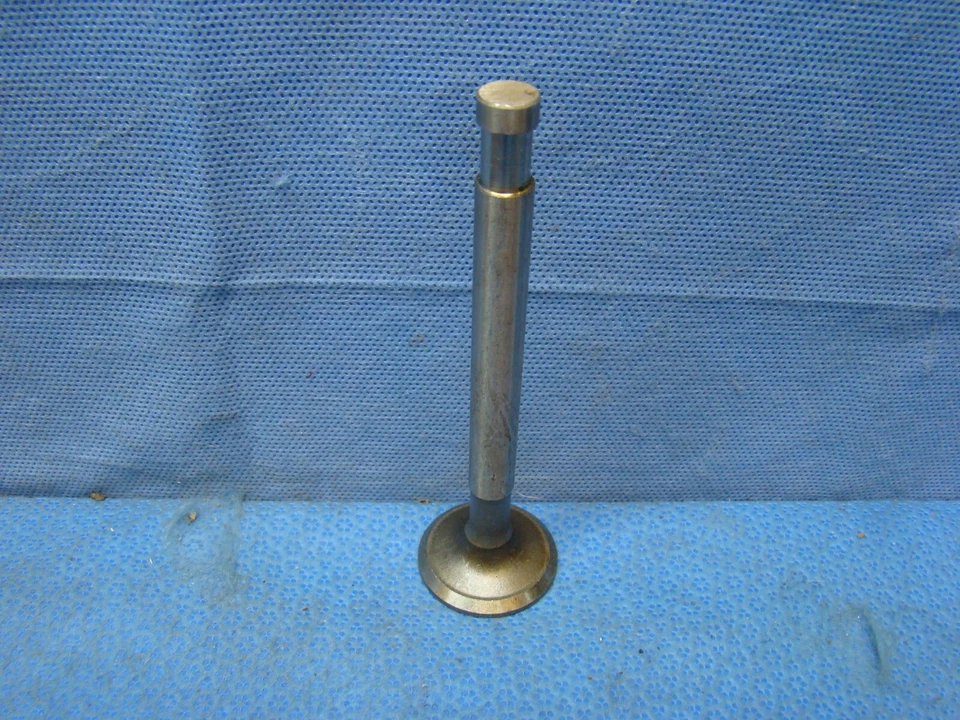 Buick 1953 válvula de escape 322 Nailhead Roadmaster Super 1342881 Foto 3 de 3