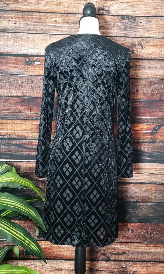 Vestido recto de terciopelo Saint Tropez West talla 8 negro diamante transparente vintage hecho en Estados Unidos  Foto 4 de 4