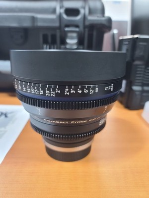 Zeiss CP.2 25mm T2.9 (EF, PL) - Good Condition