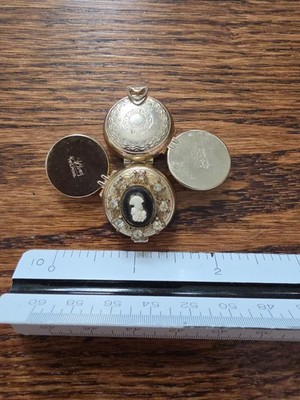 Vintage Coro Ornate Four Photo Locket