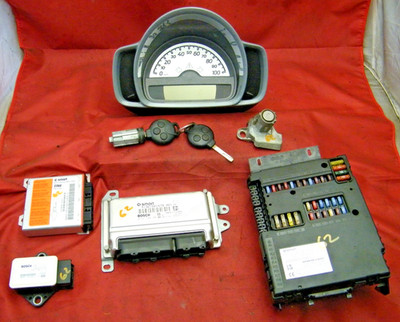 SMART CAR 451 FORTWO COUPE 2007-2008 - 1.0 BENZIN ECU KIT & SAM UNIT SET NON MHD