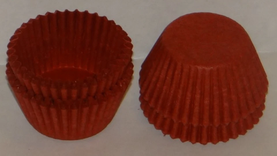 CANDY MOLDS N MORE #4 Red Paper Candy Cups 200 Pack Candy Making Supplies CP-5-200 NEW