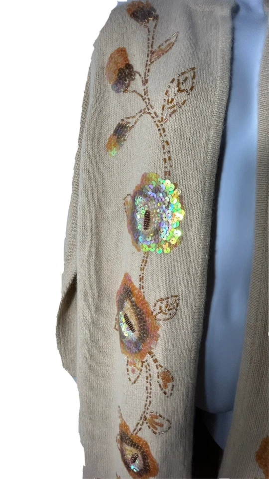 Años 80 Víctor Costa, Cárdigan Tejido Suéter Beige Años 80 Beige y Dorado Lentejuelas Talla M Foto 4 de 4