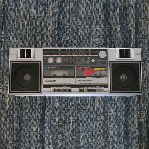 Retro Sanyo M W220K Boombox, Vintage, Ghetto Blaster, Rare, Made in Japan 80s