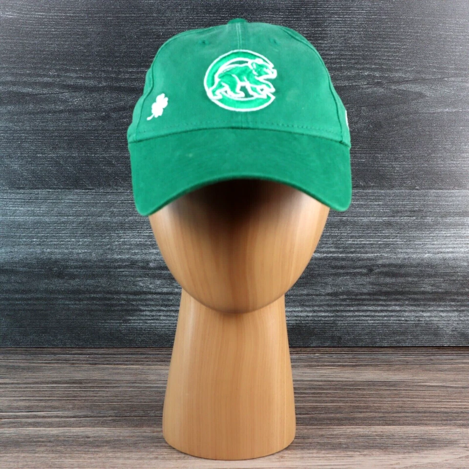 Бейсбольная кепка женская Chicago Cubs St Patrick's Day зеленая New Era 9Twenty регулируемая - Изображение 3 из 4
