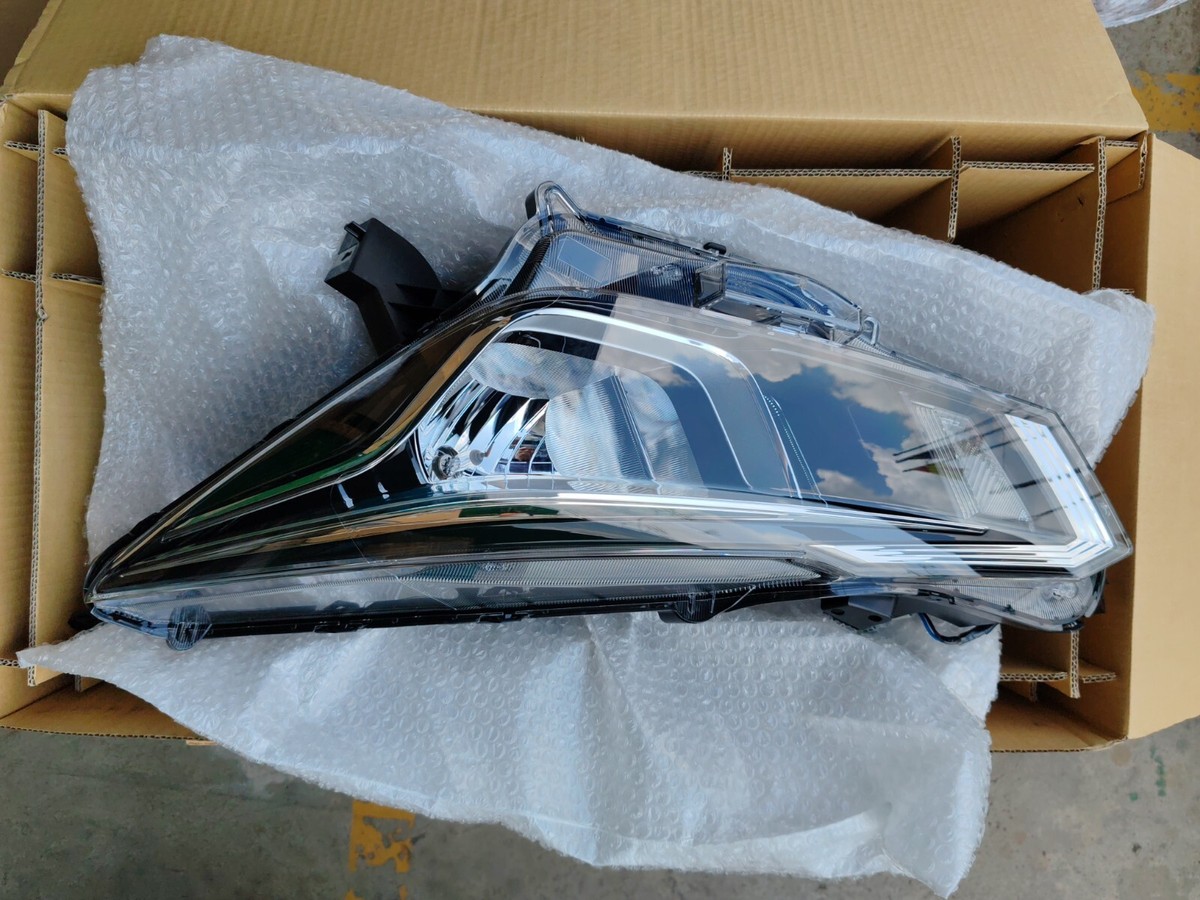 テルミー 線 約530本平成20年8月分270+α 平成10年7月分260+α 26060-5EK0A GENUINE HEAD LAMP ASSY RH FIT FOR NISSAN ALMERA N18L