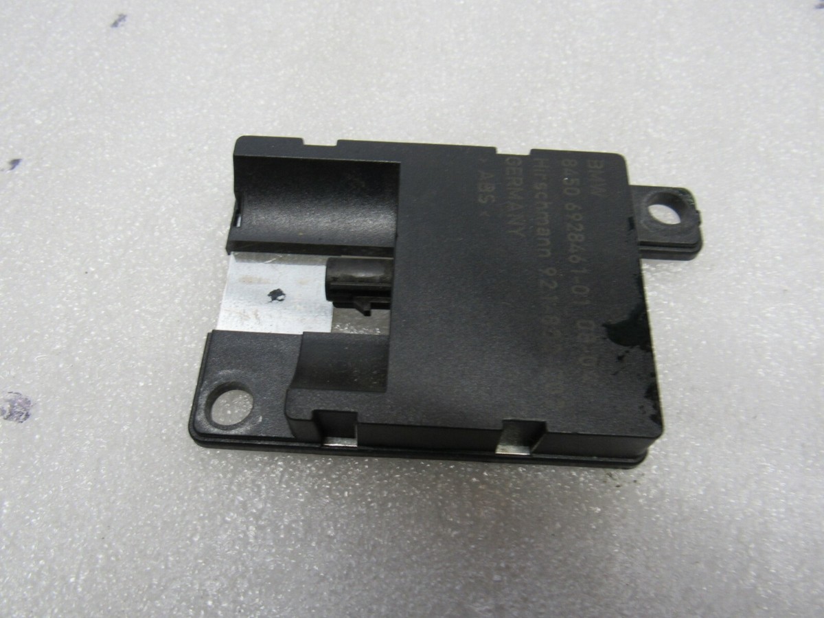 OEM BMW Factory Genuine Bluetooth Antenna P/N: 8450 6928461-01 