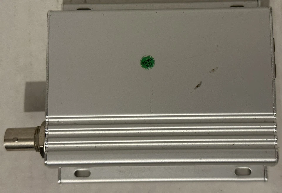 ION-E100 (REVB) multimedia encoder. Single input SD - Image 2 of 4