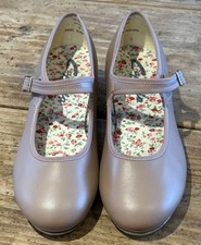 CAPEZIO Women  s Tele Tone Tap Shoes Size 9 M BEIGE Leather MARY JANES Style EUC