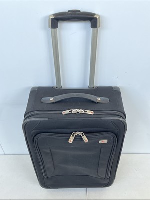 Victorinox 2-Wheel Rolling 22” Carry On Luggage - Style#34111x | eBay