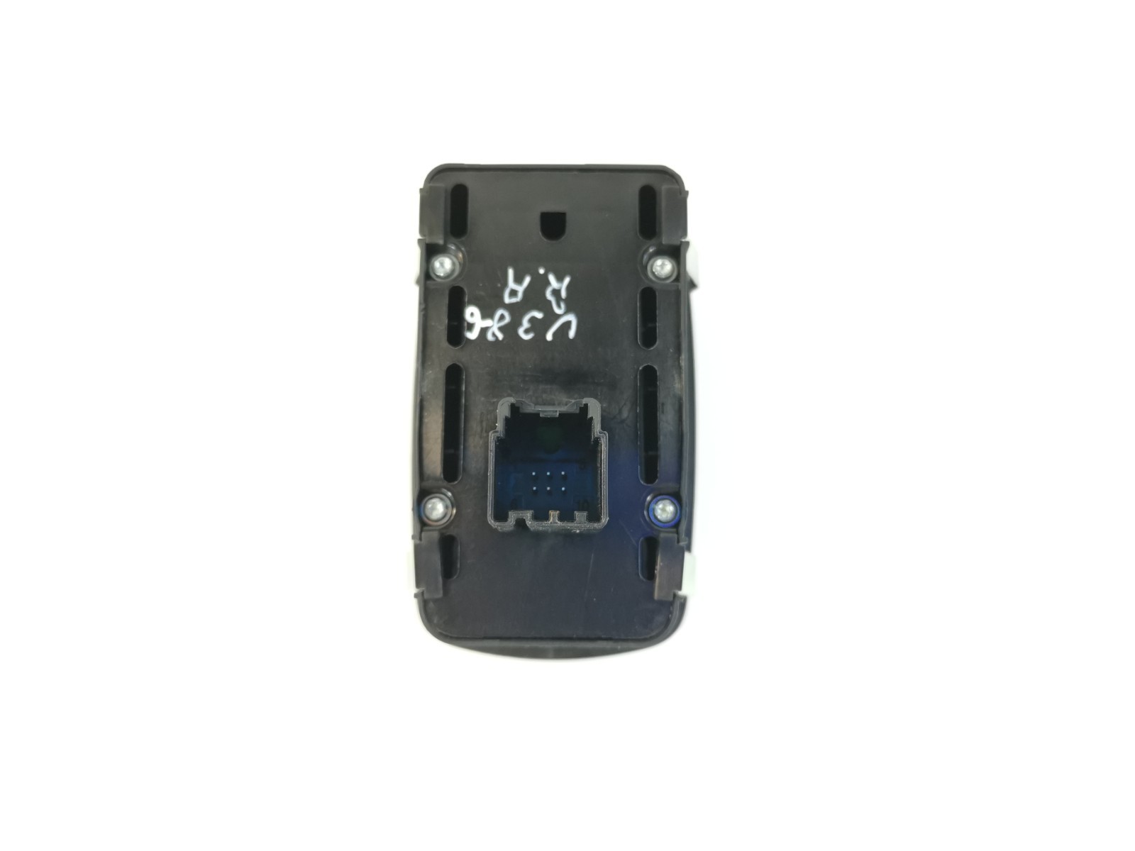 Maserati Ghibli 3.0L RWD 2017  Rear Right Door Window Switch 670025405 OEM