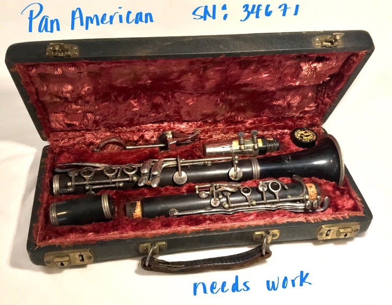 Vintage Pan-American Clarinet SN:34671  *NEEDS WORK * w/Case Mouthpiece Ligature