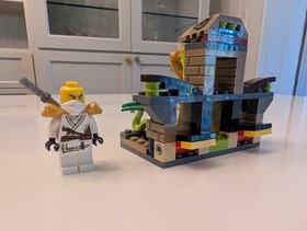 LEGO 9440 Ninjago Temple Set (Zane)