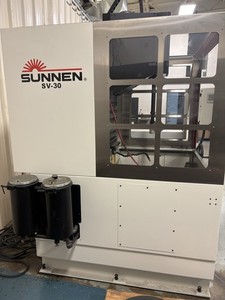 Sunnen SV-30 CNC Machining Center Milling CAT 40 20HP 460/400V