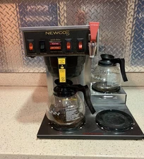 Newco ACE-LP Commercial Coffee Brewer 3 Lower Warmers 120VAC 1700W